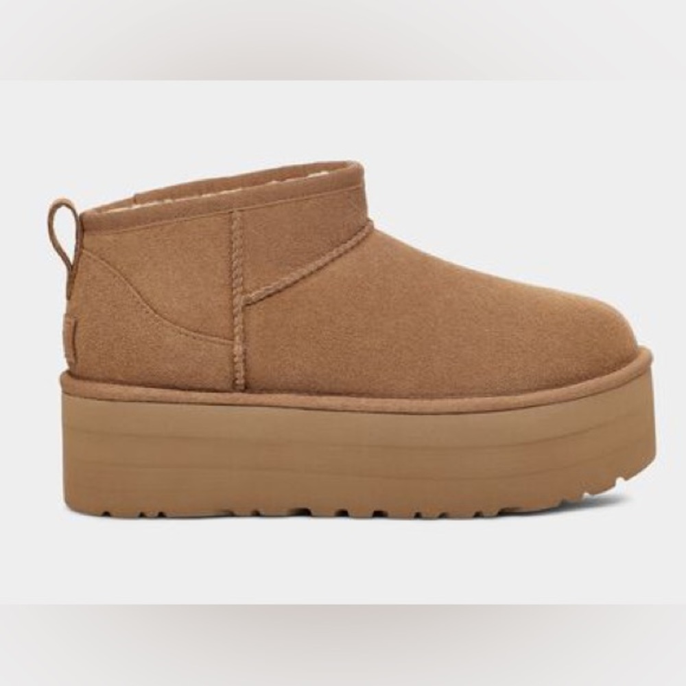 RARE ULTRA MINI PLATFORM UGGS size 9 *WITH BOX*
